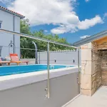 Four-bedroom In * Manjadvorci