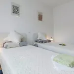 펜션 Four-bedroom In Manjadvorci