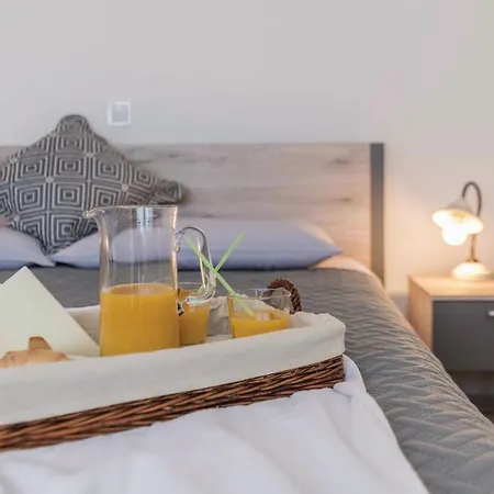 펜션 Four-bedroom In *