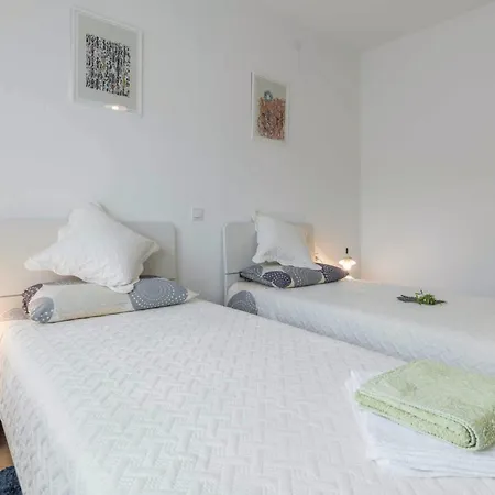 펜션 Four-bedroom In Manjadvorci
